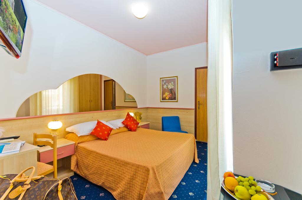 Victoria 3* Bibione