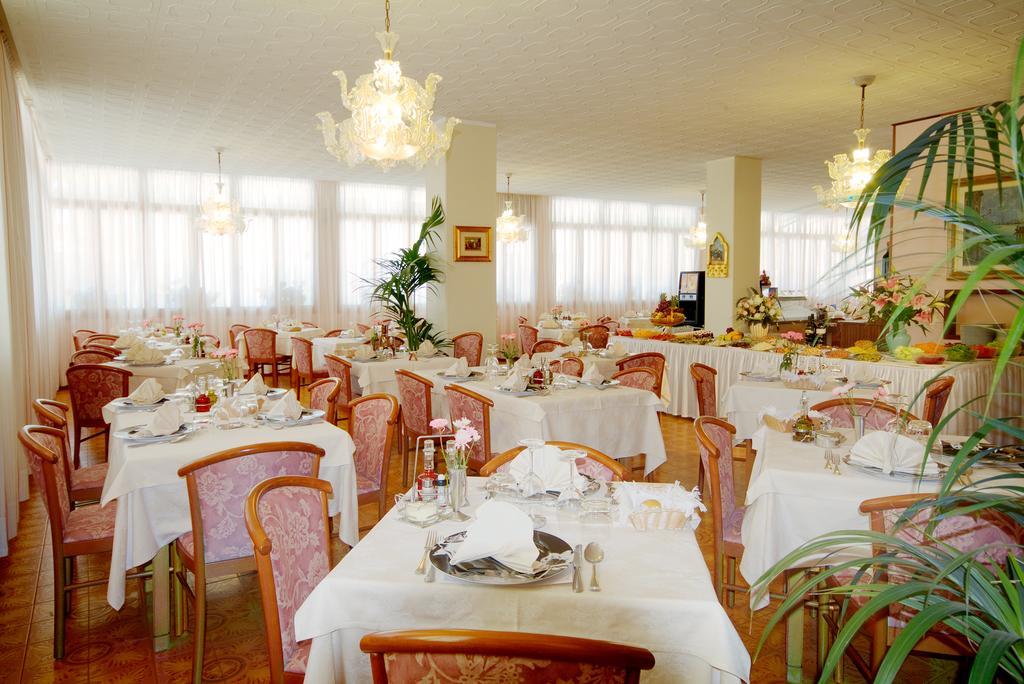 Victoria 3* Bibione